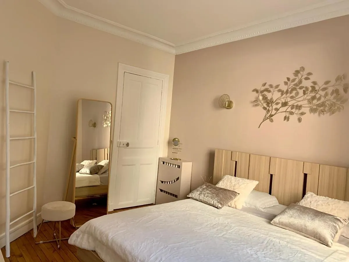 New / Appartement De Charme, Chic Et Calme Paris