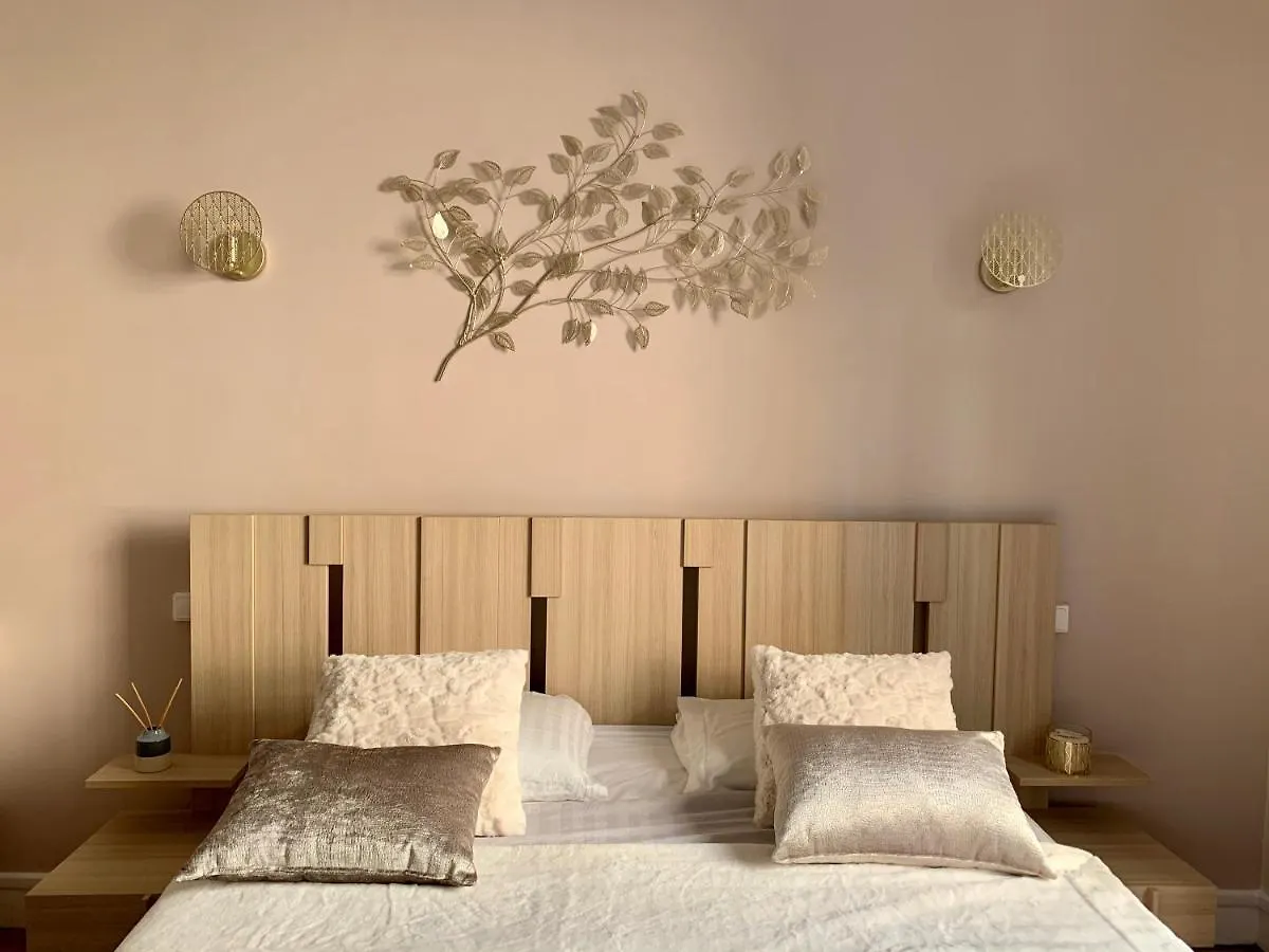 New / Appartement De Charme, Chic Et Calme Paris France