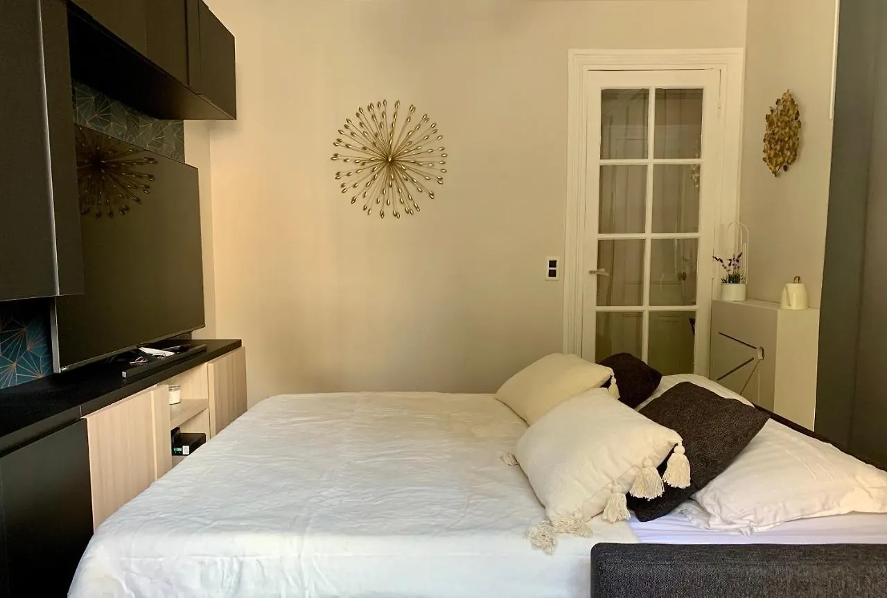 New / Appartement De Charme, Chic Et Calme Paris